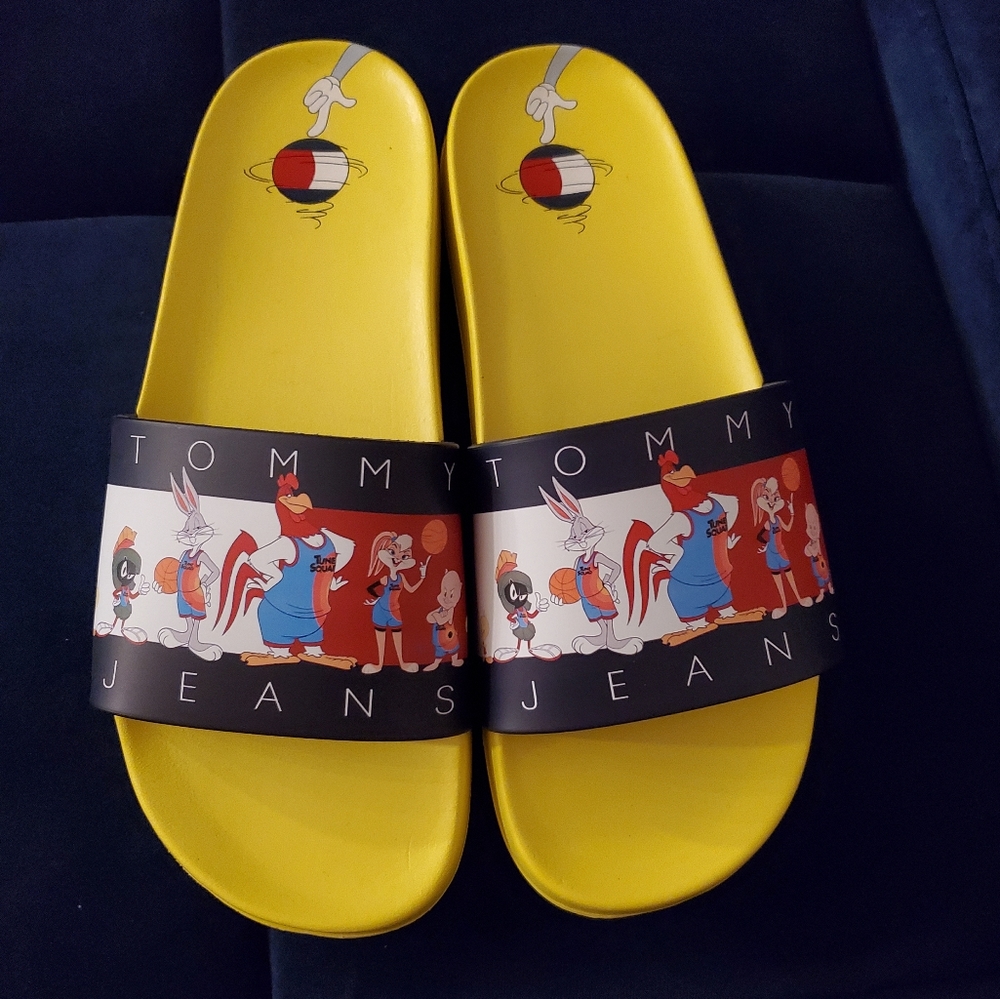 Original Tommy Hilfiger woman cast slide sandal